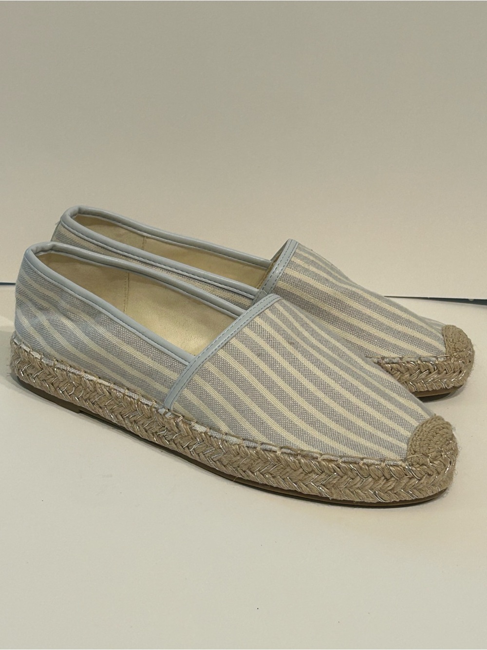 Bandolino Women's Blue Striped Canvas Espadrille Shoes Jute Trimmed Sole